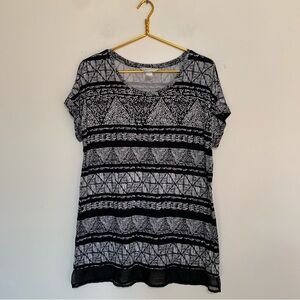 Christopher & Banks Black and White Patterned Short Sleeve Top Large